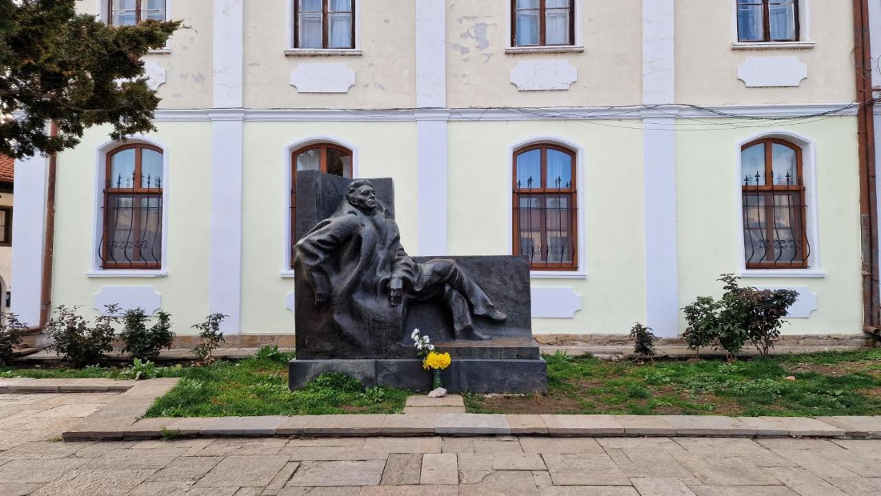 Fs Apartments - Beautiful Apartment In The Artistic Part Of Veliko Tŭrnovo Exterior photo